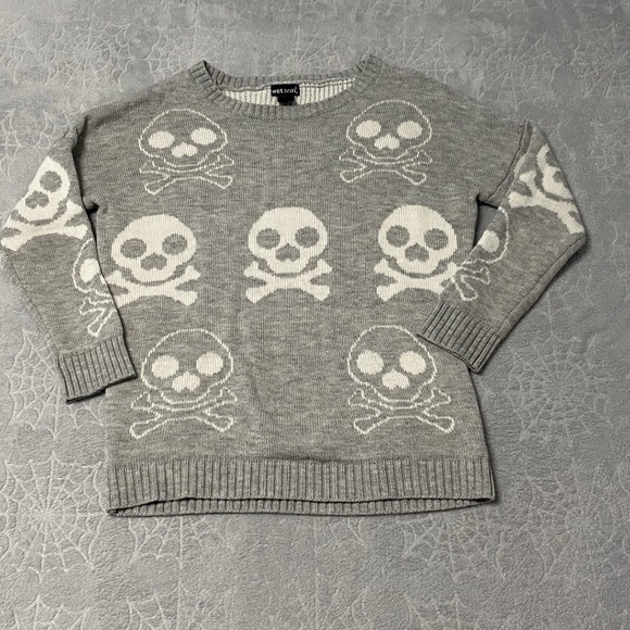 Wet Seal Sweater Womens S Gray Skull Skeleton Long Sleeve Crew Neck Pullover - Picture 1 of 5